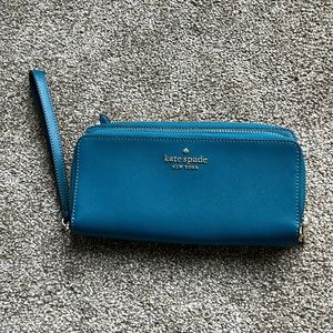 Kate Spade large carry wristlet